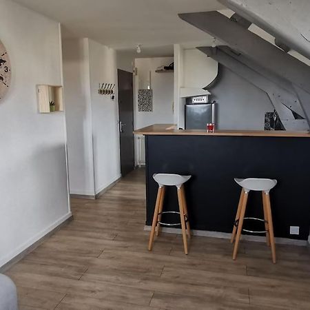 Apt Cozy Refait A Neuf A 5Min Du Centre Ville Saint-Hilaire-du-Harcouët 외부 사진